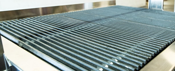 stainless steel wood-burning grill grid